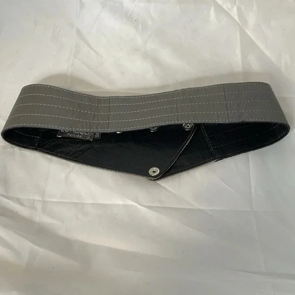 VINTAGE Cokluch Two Tone Grey Wide Asymmetrical Leather Belt Snap Closure Size S - Picture 4 of 10